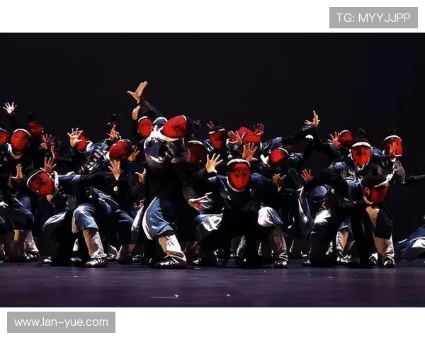 成都街舞队的整体压制现象解析与深度剖析街舞文化的影响与发展